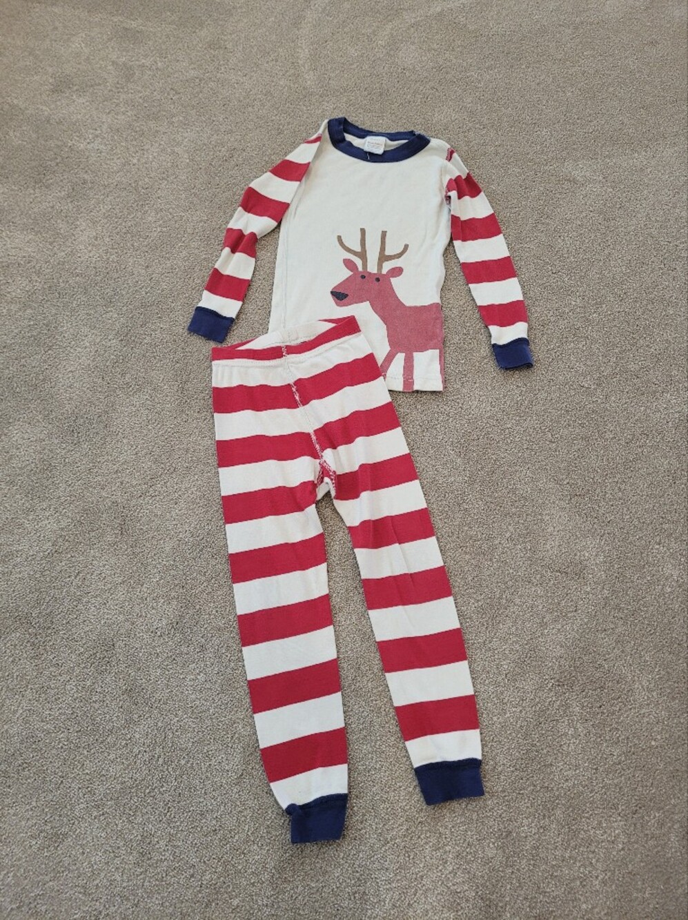 Hanna Andersson Kids Red & White Reindeer Stripe Pajama Set Size 5